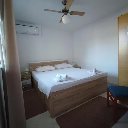 Olivera 2 Apartment *