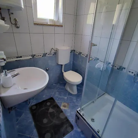 Olivera 2 Apartment